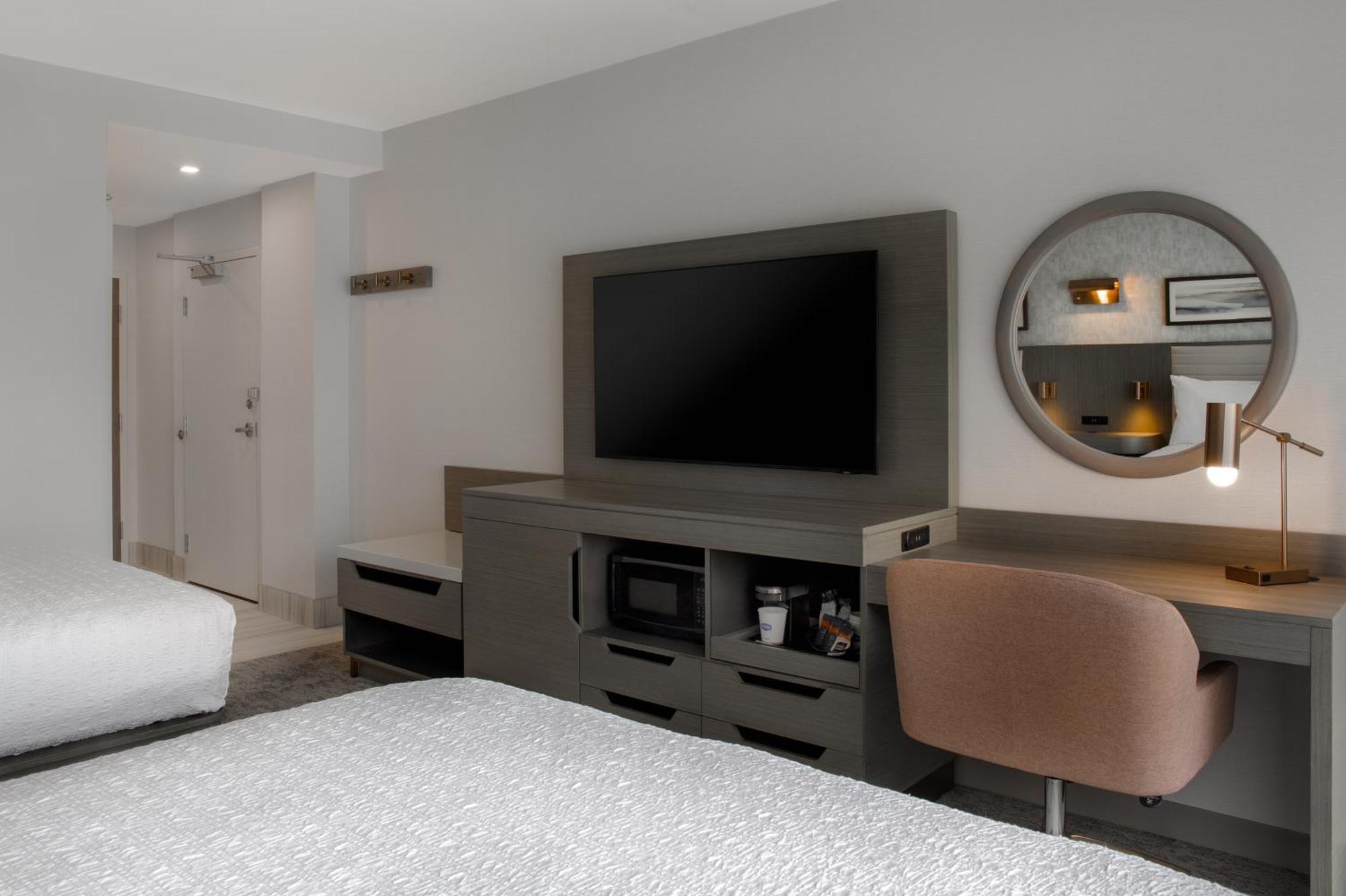 Hampton Inn By Hilton Winnipeg Downtown Buitenkant foto
