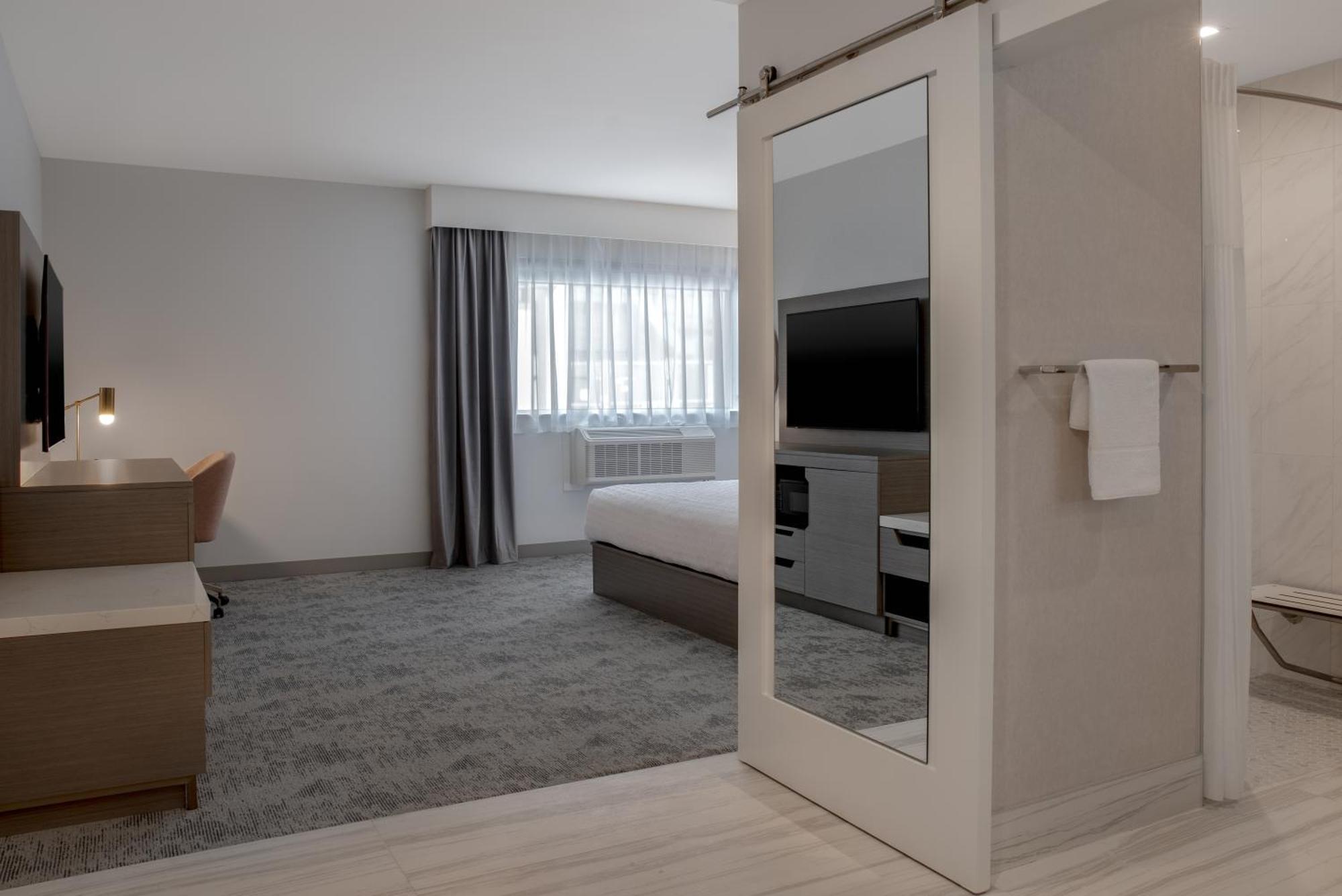 Hampton Inn By Hilton Winnipeg Downtown Buitenkant foto