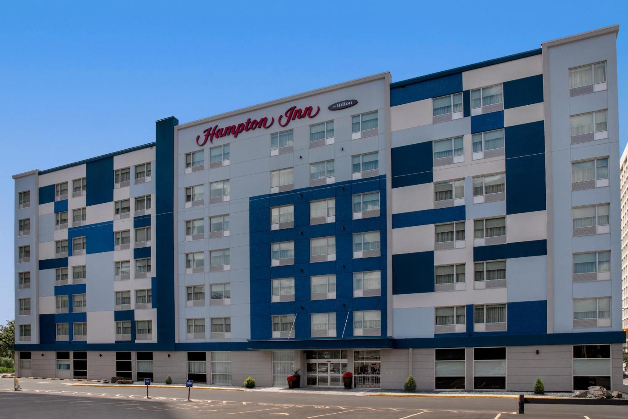 Hampton Inn By Hilton Winnipeg Downtown Buitenkant foto